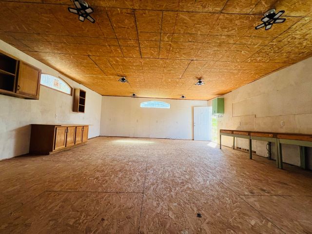 18 Madison Street, Beattyville, KY 41311