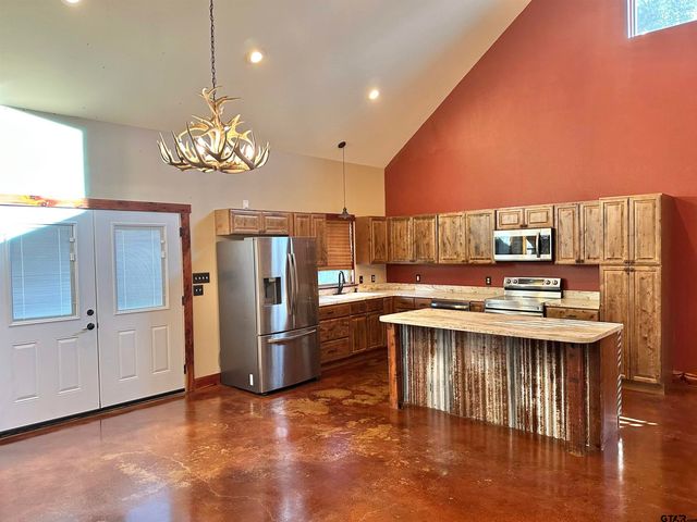 827 CR 3808, Bullard, TX 75757