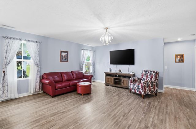 6449 Turning Stone Loop, Canal Winchester, OH 43110