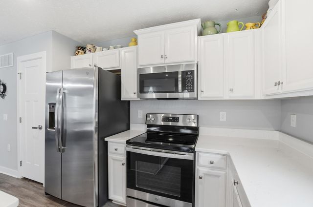 6449 Turning Stone Loop, Canal Winchester, OH 43110