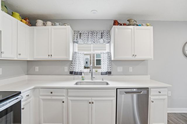 6449 Turning Stone Loop, Canal Winchester, OH 43110