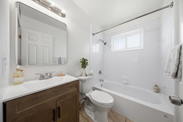 2281 Samaritan Drive 4, San Jose, CA 95124