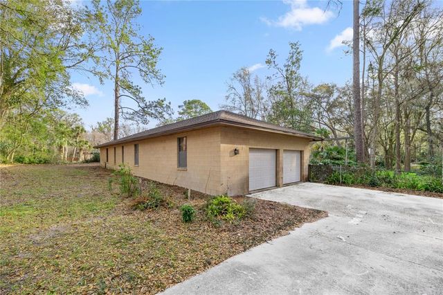 8715 NW 4TH PLACE, Gainesville, FL 32607
