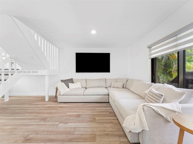 10548 SW 112th Ave, Miami, FL 33176