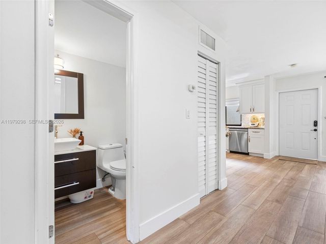 10548 SW 112th Ave, Miami, FL 33176