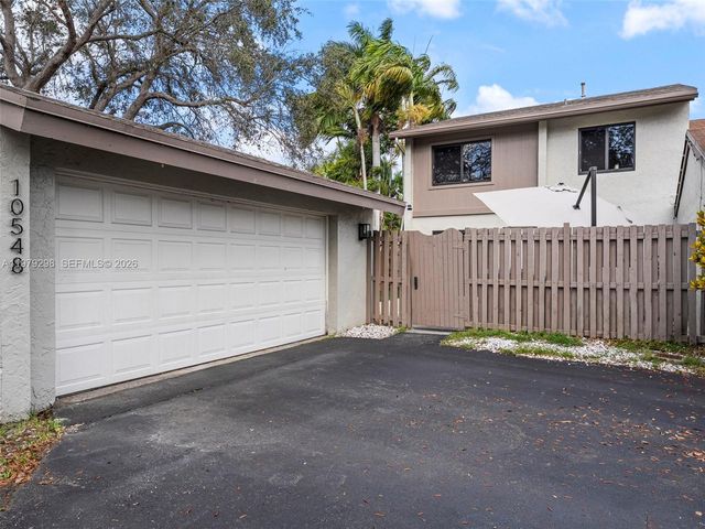 10548 SW 112th Ave, Miami, FL 33176