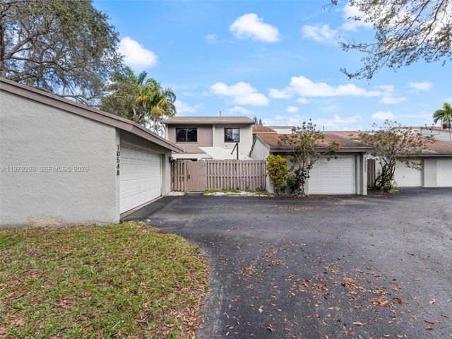 10548 SW 112th Ave, Miami, FL 33176