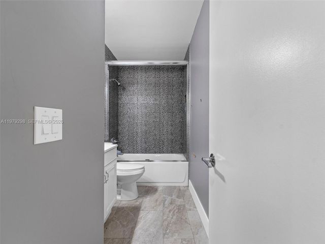 10548 SW 112th Ave, Miami, FL 33176