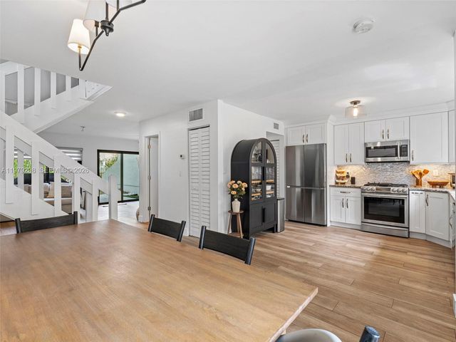 10548 SW 112th Ave, Miami, FL 33176