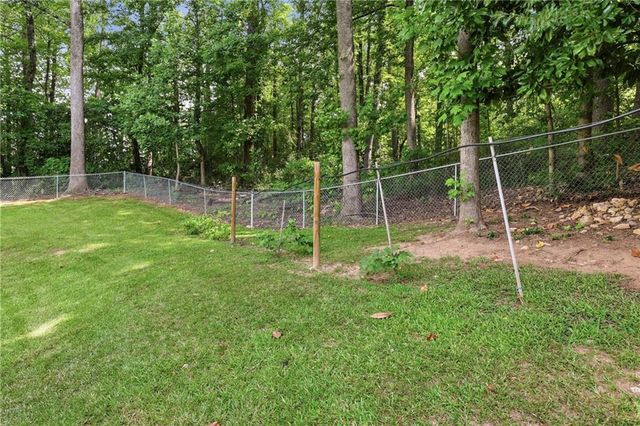 980 Falls Road, Toccoa, GA 30577