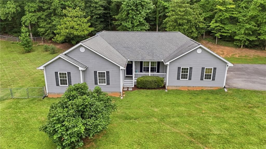 980 Falls Road, Toccoa, GA 30577