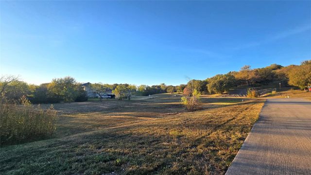 2202 Mountain Lakes Drive, Cedar Hill, TX 75104