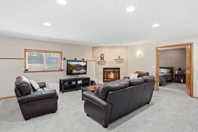 13076 180th Avenue NW, Elk River, MN 55330