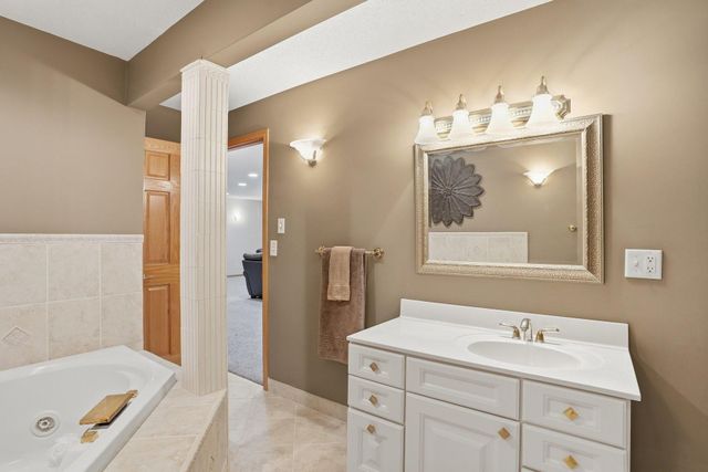 13076 180th Avenue NW, Elk River, MN 55330