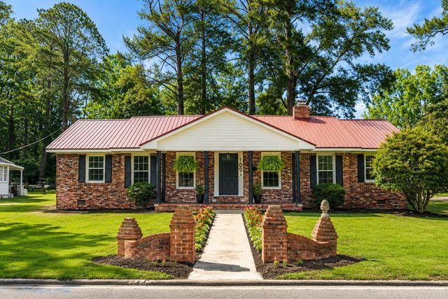 109 Quaker Street, Saint George, SC 29477