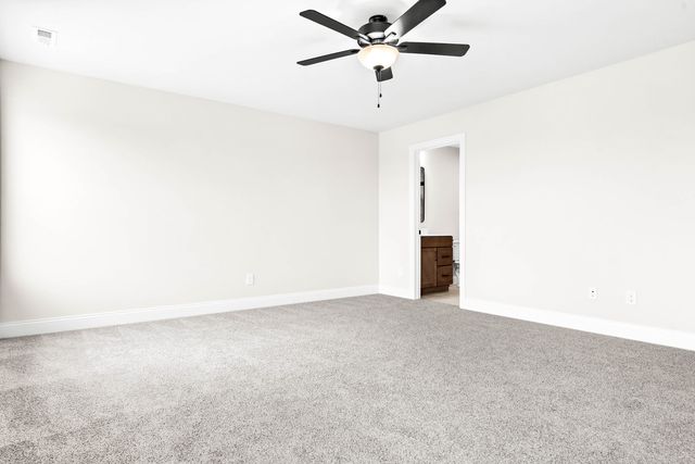 5211 Castlebar Drive, Bloomington, IL 61705