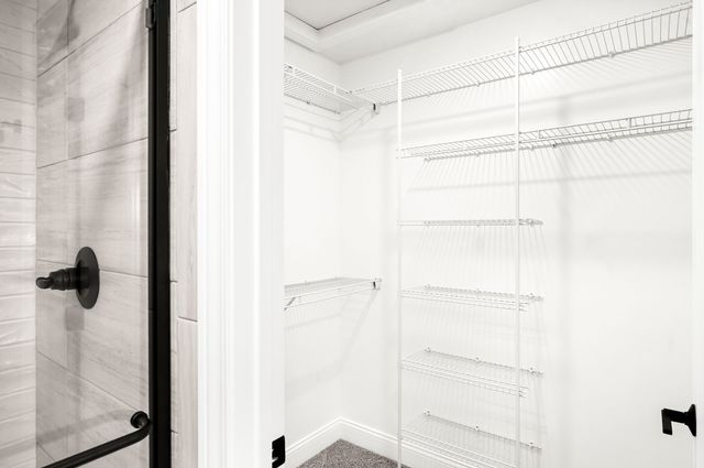 5211 Castlebar Drive, Bloomington, IL 61705