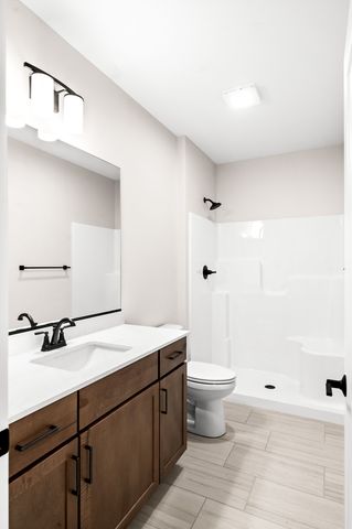 5211 Castlebar Drive, Bloomington, IL 61705