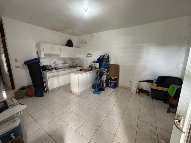 CARR 788 KM 6.7 TOMAS DE CASTRO I, Caguas, PR 00725