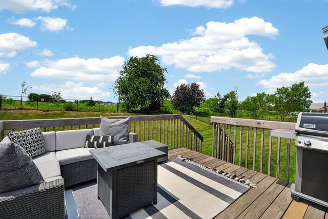 316 NW Beechwood Drive, Grimes, IA 50111