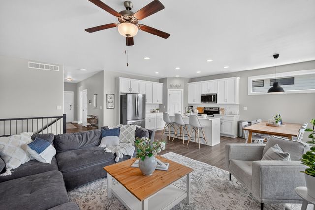316 NW Beechwood Drive, Grimes, IA 50111