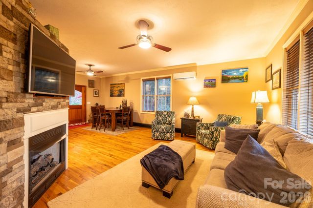 126 Moore Mountain Road, Vilas, NC 28692