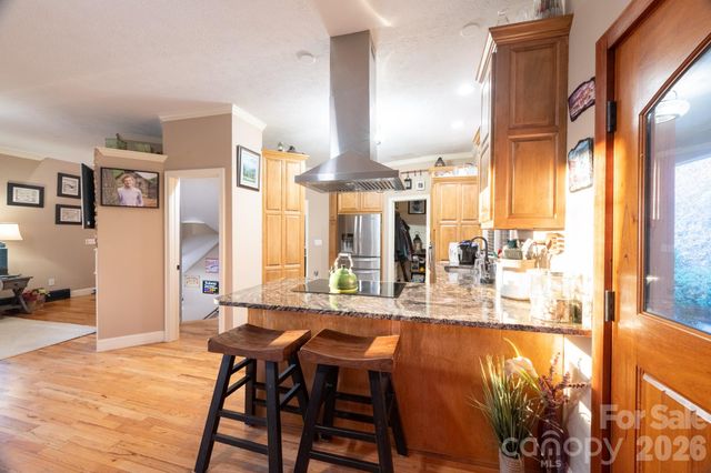 126 Moore Mountain Road, Vilas, NC 28692
