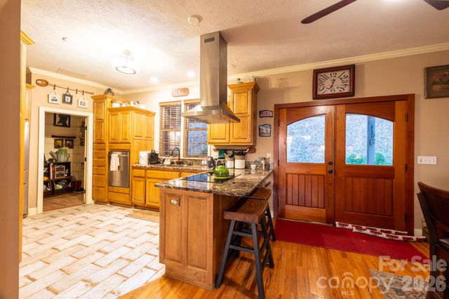 126 Moore Mountain Road, Vilas, NC 28692