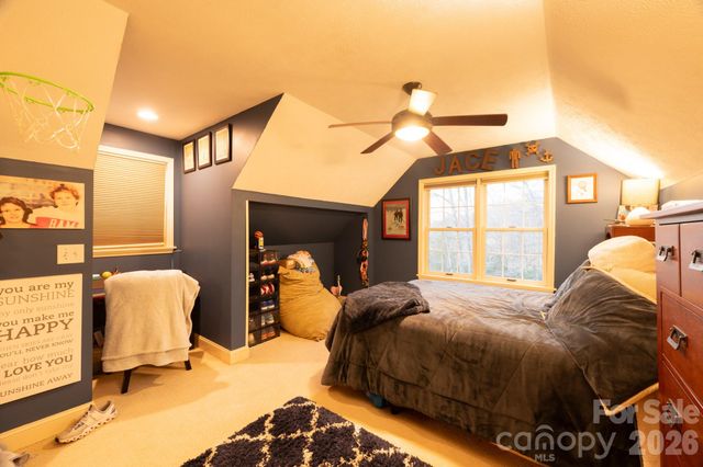 126 Moore Mountain Road, Vilas, NC 28692
