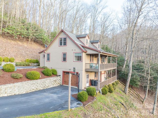 126 Moore Mountain Road, Vilas, NC 28692