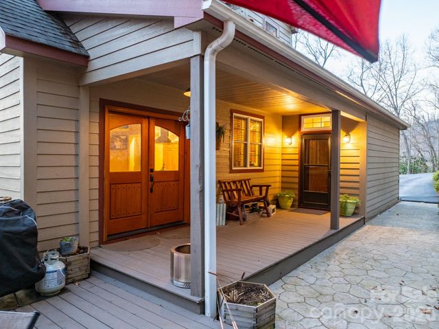 126 Moore Mountain Road, Vilas, NC 28692
