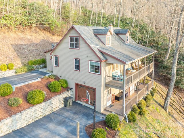 126 Moore Mountain Road, Vilas, NC 28692