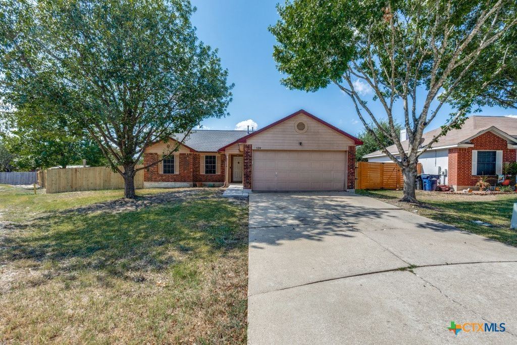 124 Meadowside Drive, Hutto, TX 78634