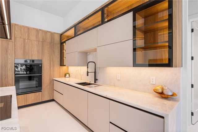 2529 SW 37th ST, Cape Coral, FL 33914