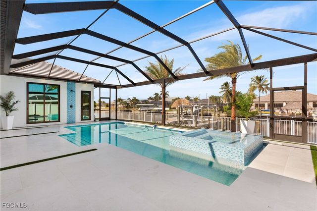 2529 SW 37th ST, Cape Coral, FL 33914