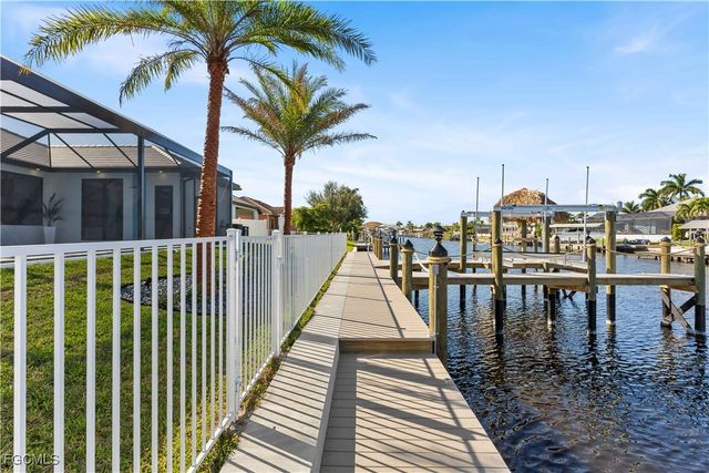 2529 SW 37th ST, Cape Coral, FL 33914