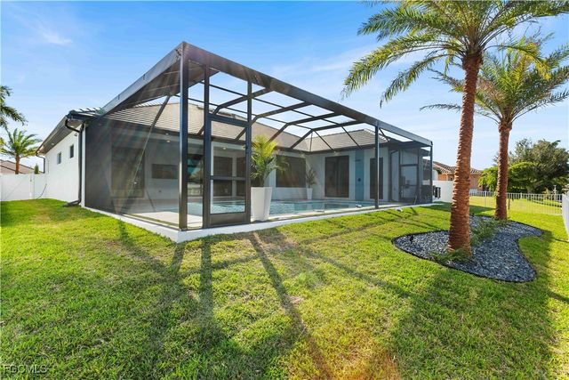 2529 SW 37th ST, Cape Coral, FL 33914