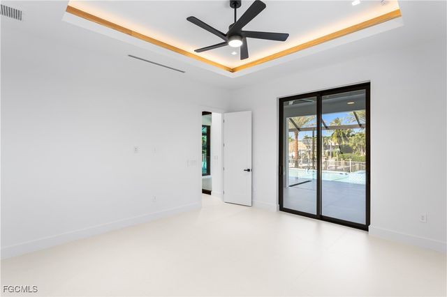 2529 SW 37th ST, Cape Coral, FL 33914