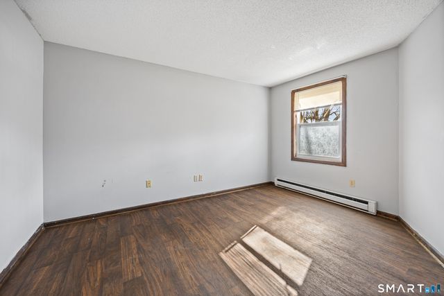 883 Rubber Avenue 3, Naugatuck, CT 06770