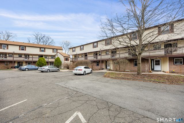 883 Rubber Avenue 3, Naugatuck, CT 06770