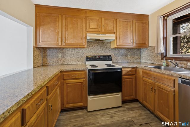 883 Rubber Avenue 3, Naugatuck, CT 06770