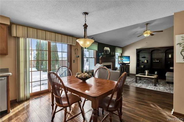 45 Woodgate Drive, Lancaster, NY 14086