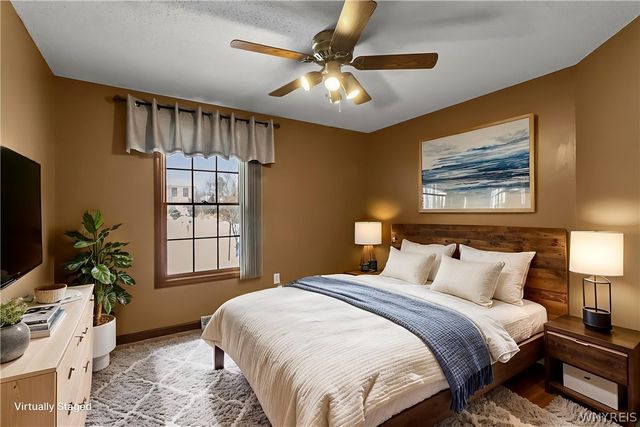 45 Woodgate Drive, Lancaster, NY 14086