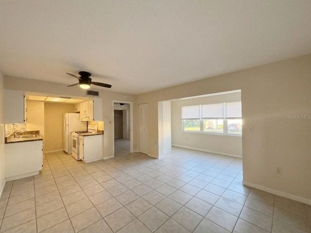 1103 CYPRESS GARDENS BOULEVARD 30, Winter Haven, FL 33884