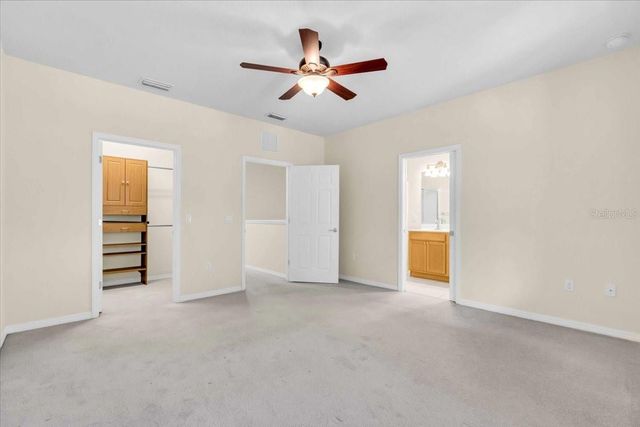 3740 82ND AVENUE CIRCLE E 105, Sarasota, FL 34243