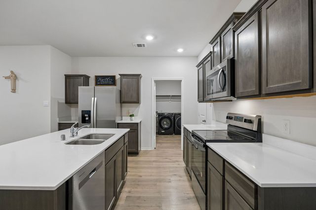 3719 Mildren Bend, Crandall, TX 75114