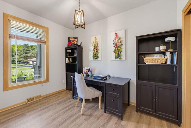 W266N6696 Beacon Hills DRIVE, Lisbon, WI 53089