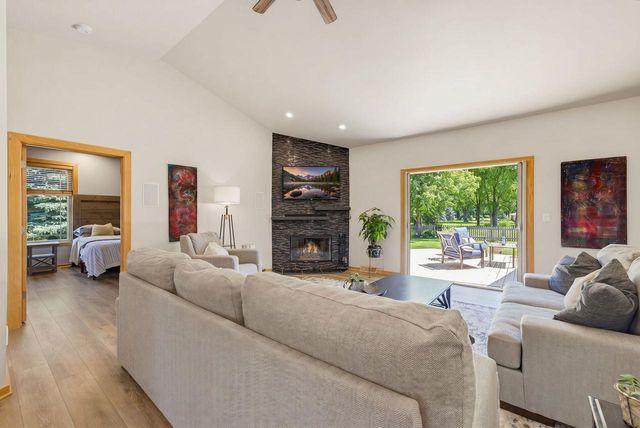 W266N6696 Beacon Hills DRIVE, Lisbon, WI 53089