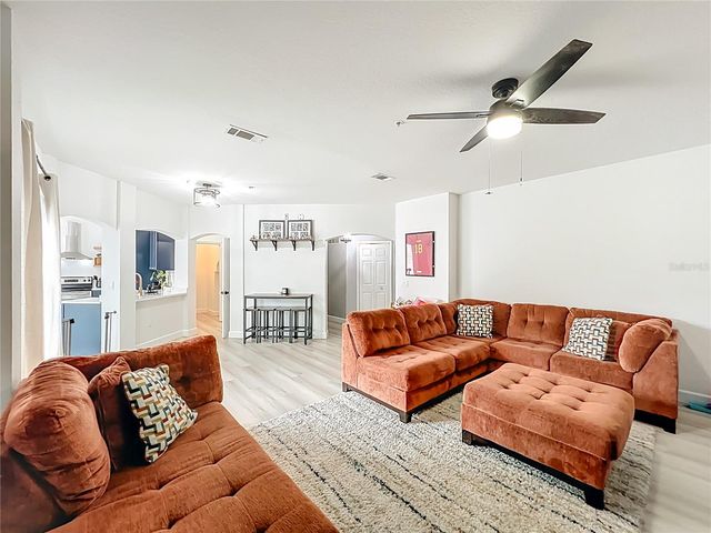 107 VISTA VERDI CIRCLE 205, Lake Mary, FL 32746
