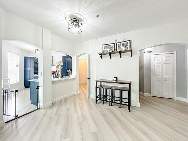 107 VISTA VERDI CIRCLE 205, Lake Mary, FL 32746